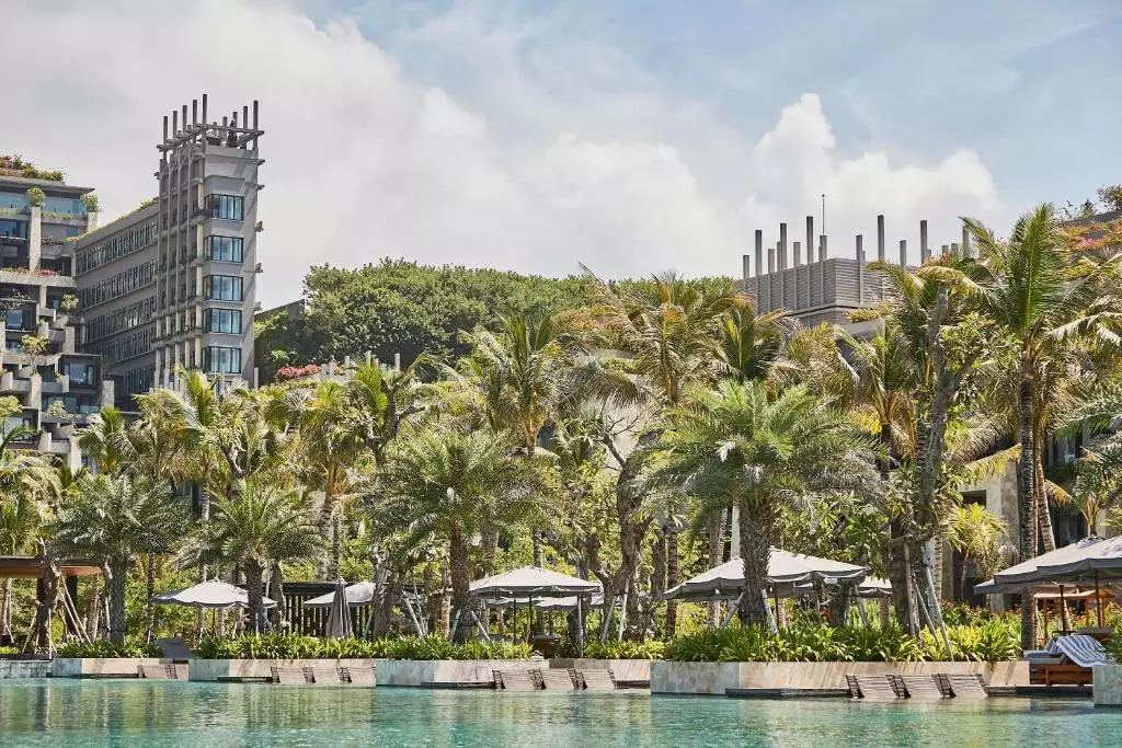 kempenski-from-ocean-view